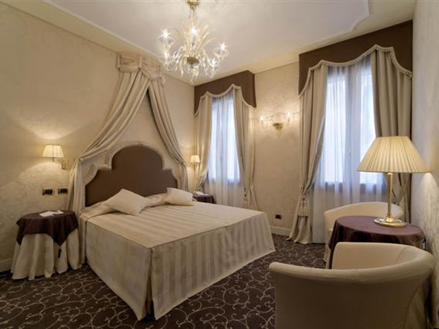 una_hotel_venezia.jpg